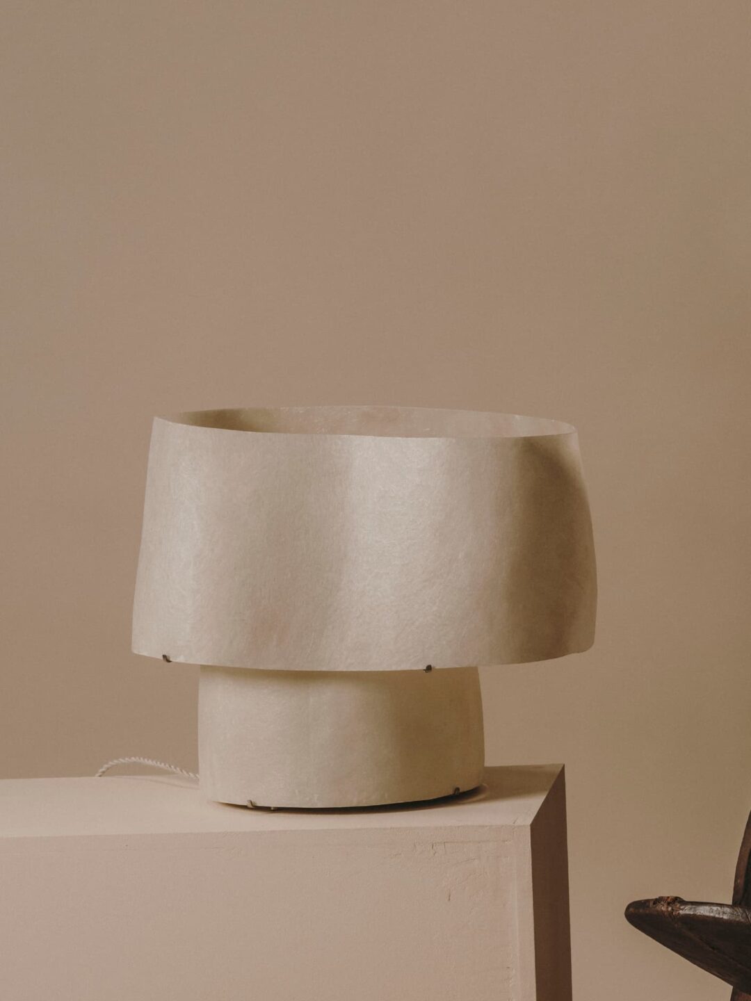 Kilzi-lighting_Designer-Lamp_Collectible-design_Spanish-designer_Design-Miami_Mush-Lamps_Organic-design_Brutalist-design_Contemporary-lighting_Nature-inspired-design_Design-table-Lamp_Fibreglass-Lamp_The-Mush-Lamp-Chub_9