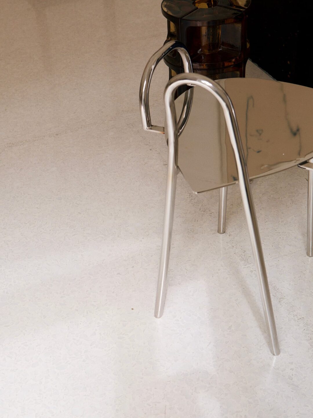 Kilzi_Designer-Chair_Contemporary-seating_Design-Chairs_THE-TUMBLE-CHAIR_TALL-BACK-2_2