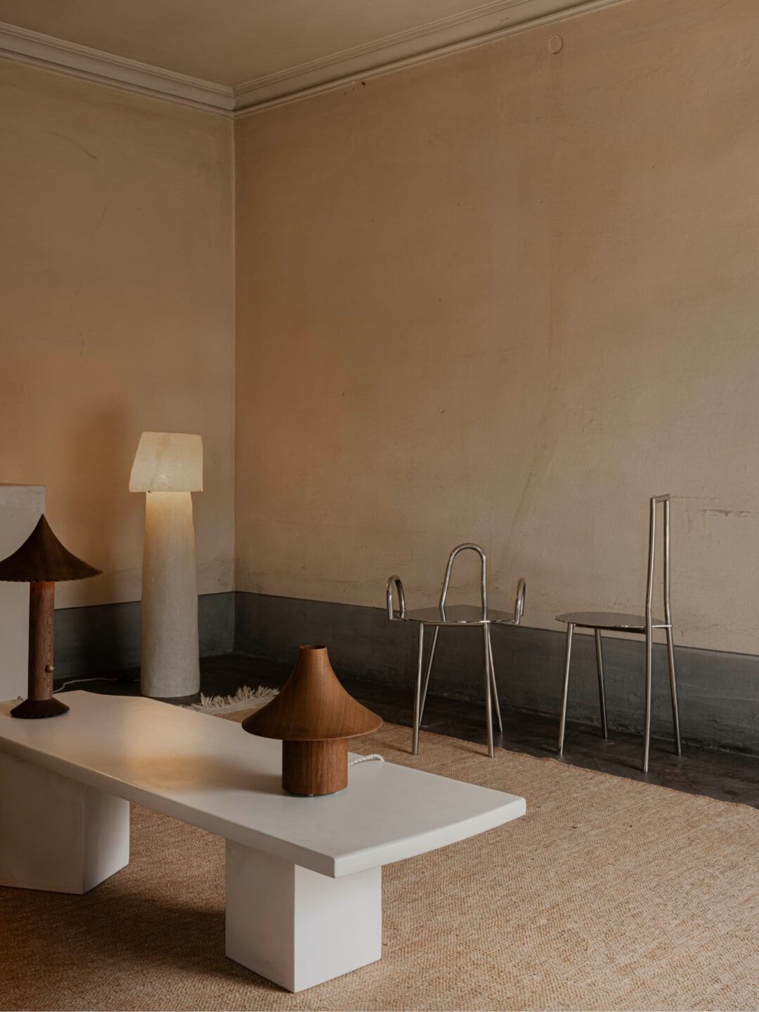 Kilzi_Designer-ChairContemporary-seating_Design-Chairs_THE-TUMBLE-CHAIR_TALL-BACK-2_3