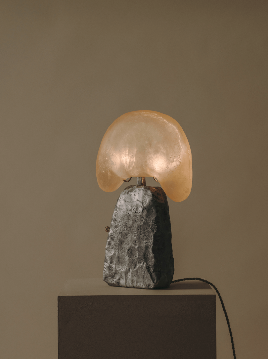 Kilzi lighting | Mush Tiny fiberglass table lamp, a elegant designer lamp with soft organic shapes resembling. Perfect for home decor.