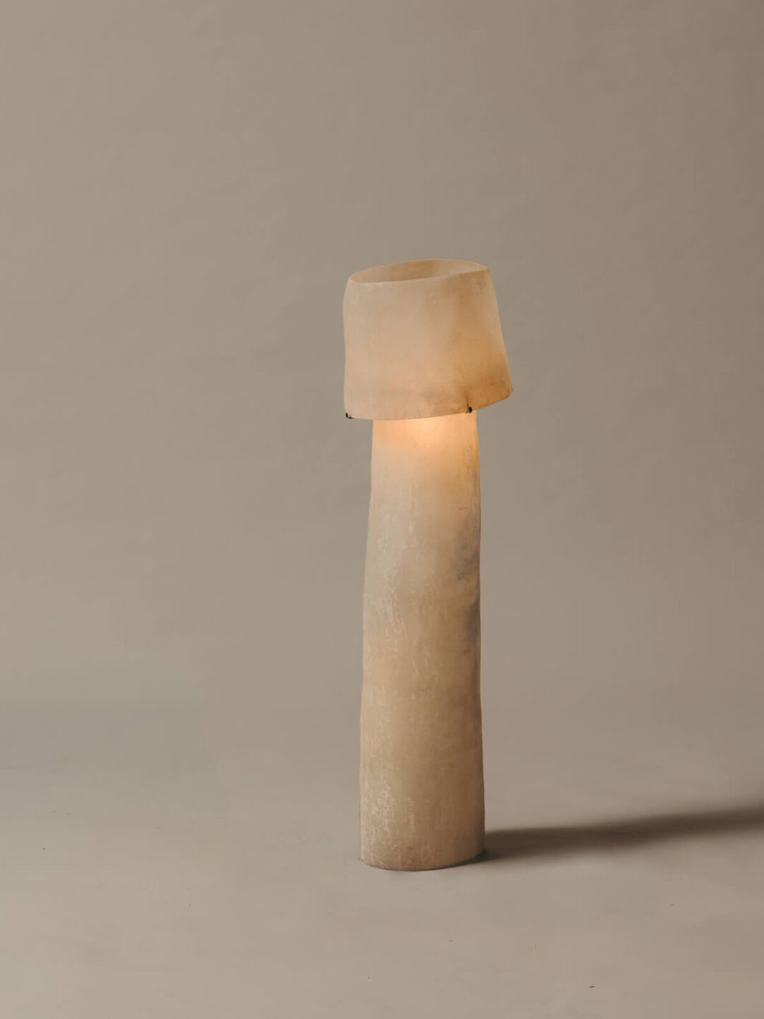 Kilzi lighting | Mush Tower fiberglass lamp, a elegant designer lamp with soft organic shapes resembling a growing mushroom. Perfect for home decor.
