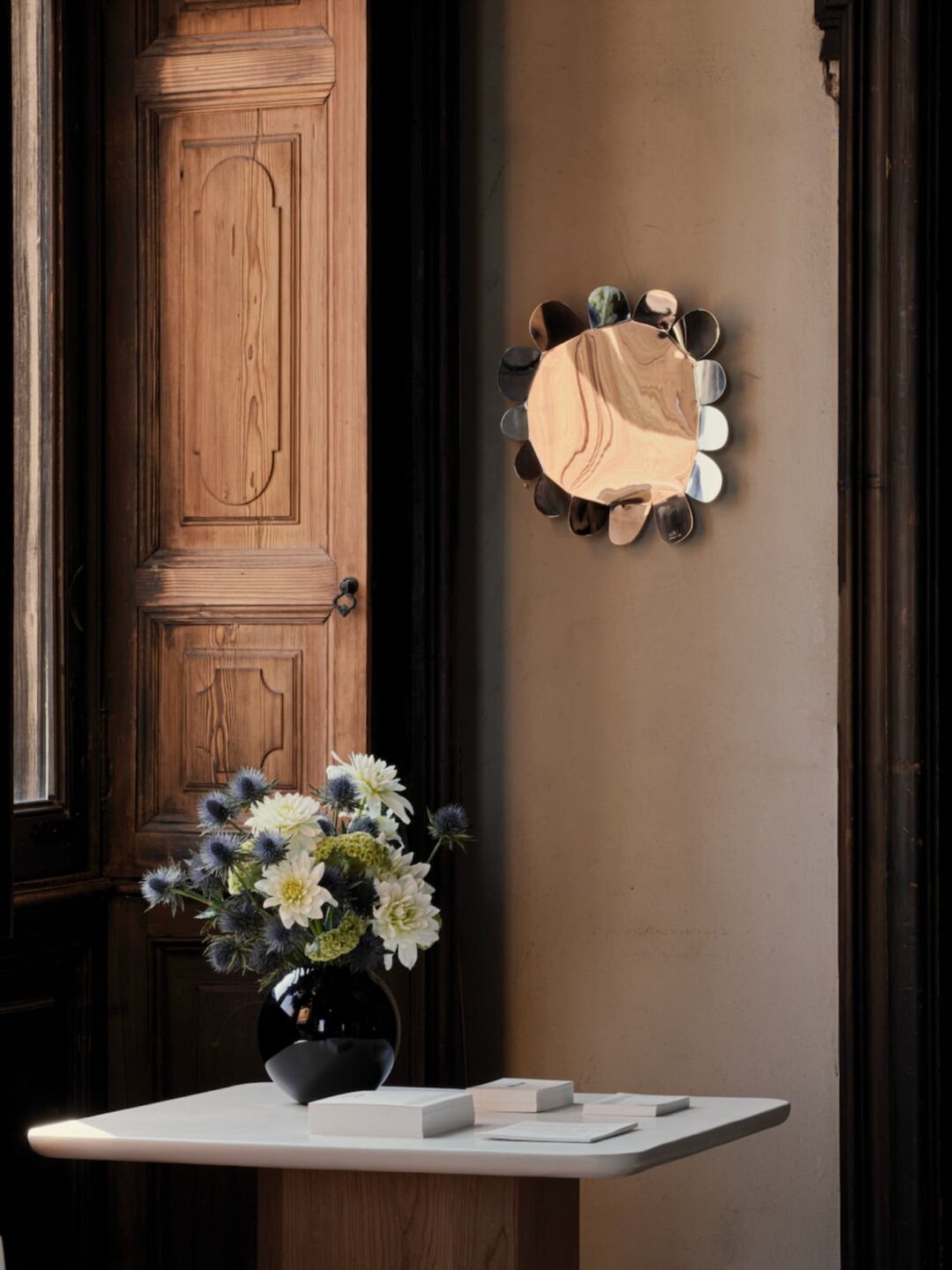 Kilzi_Designer-Mirror_Contemporary-Mirror_Design-Mirror_THE-CLOUD-MIRROR_6