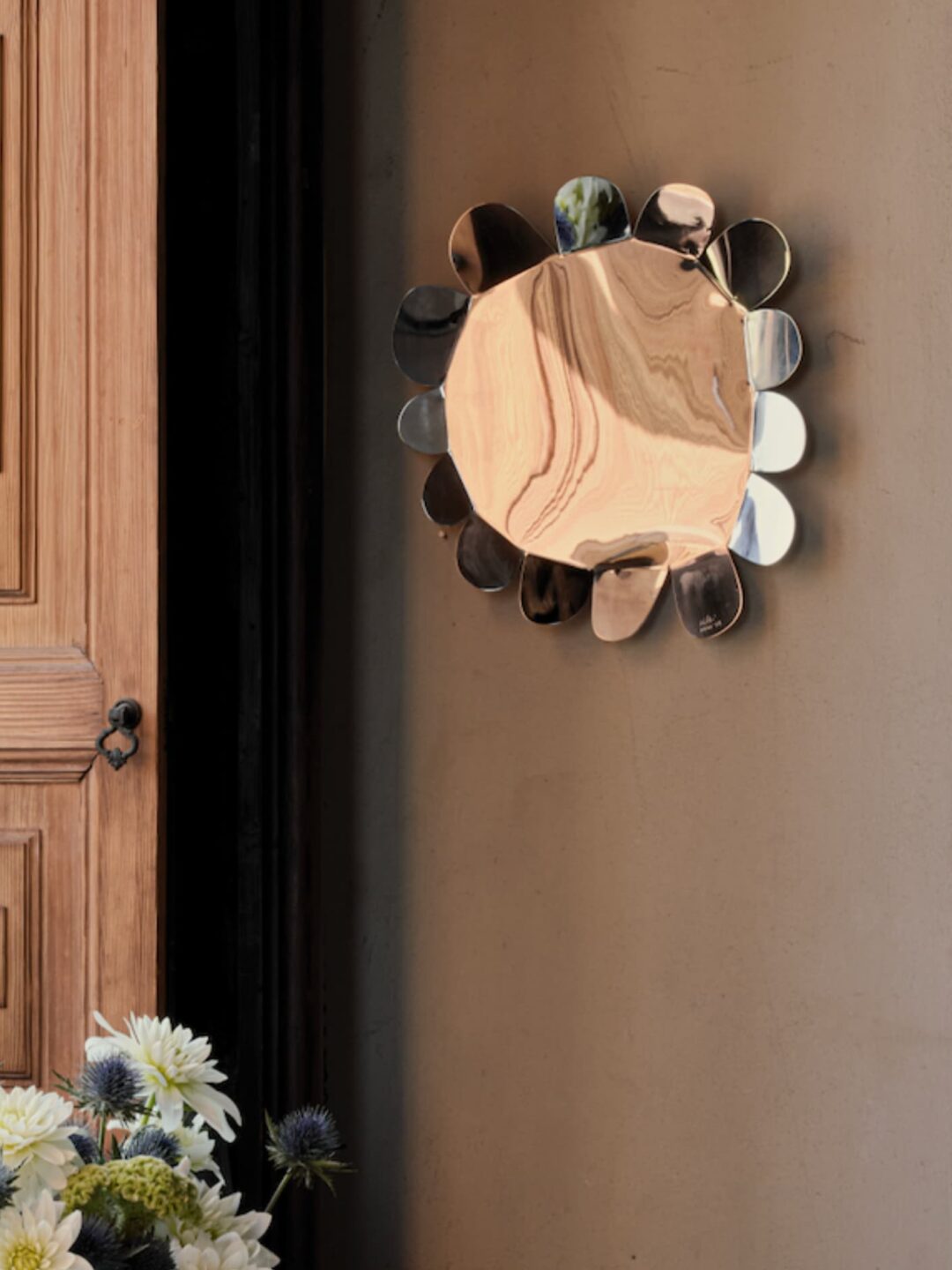 Kilzi_Designer-Mirror_Contemporary-Mirror_Design-Mirror_THE-CLOUD-MIRROR_5